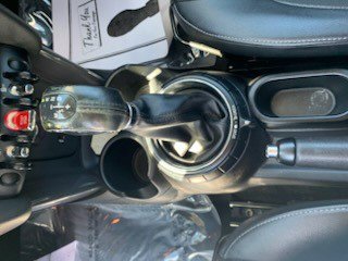 Used 2015 MINI Cooper 4-Door Hardtop image 7