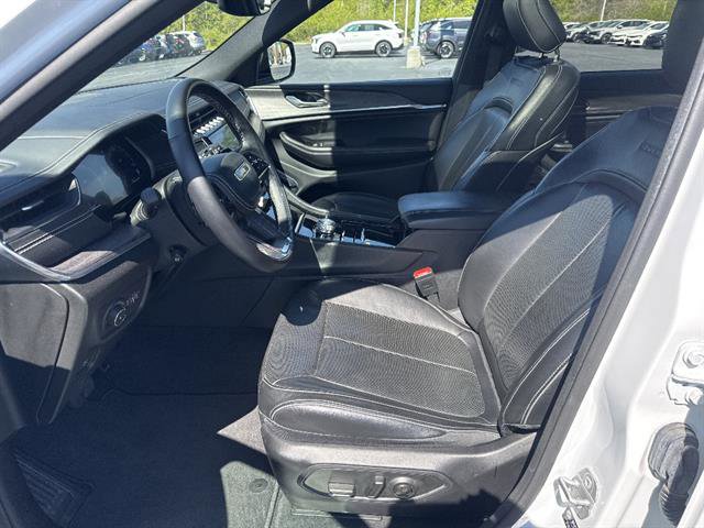 Used 2022 Jeep Grand Cherokee L Overland AWD/4WD image 8