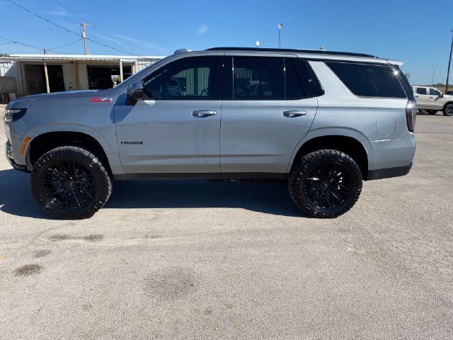 Used 2026 Chevrolet Tahoe Z71 w/ Comfort Package AWD/4WD image 3