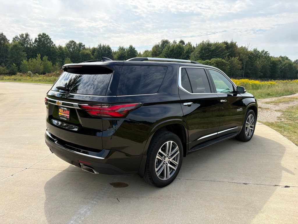 Used 2023 Chevrolet Traverse High Country AWD/4WD image 9
