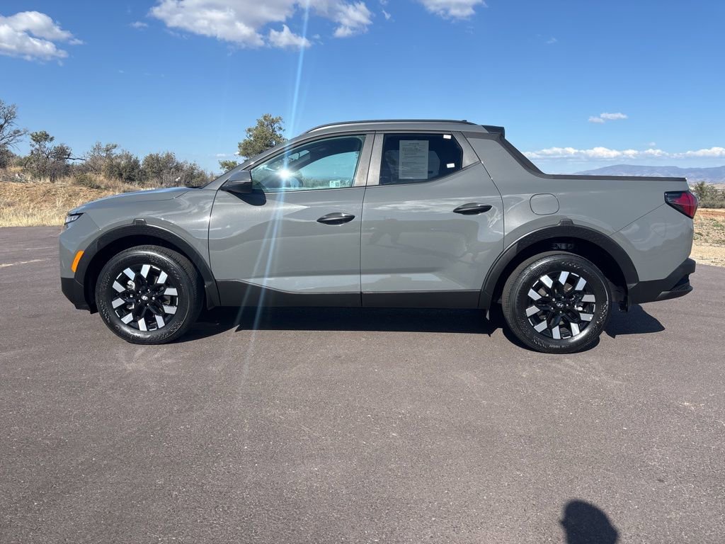 Certified 2025 Hyundai Santa Cruz SEL image 8