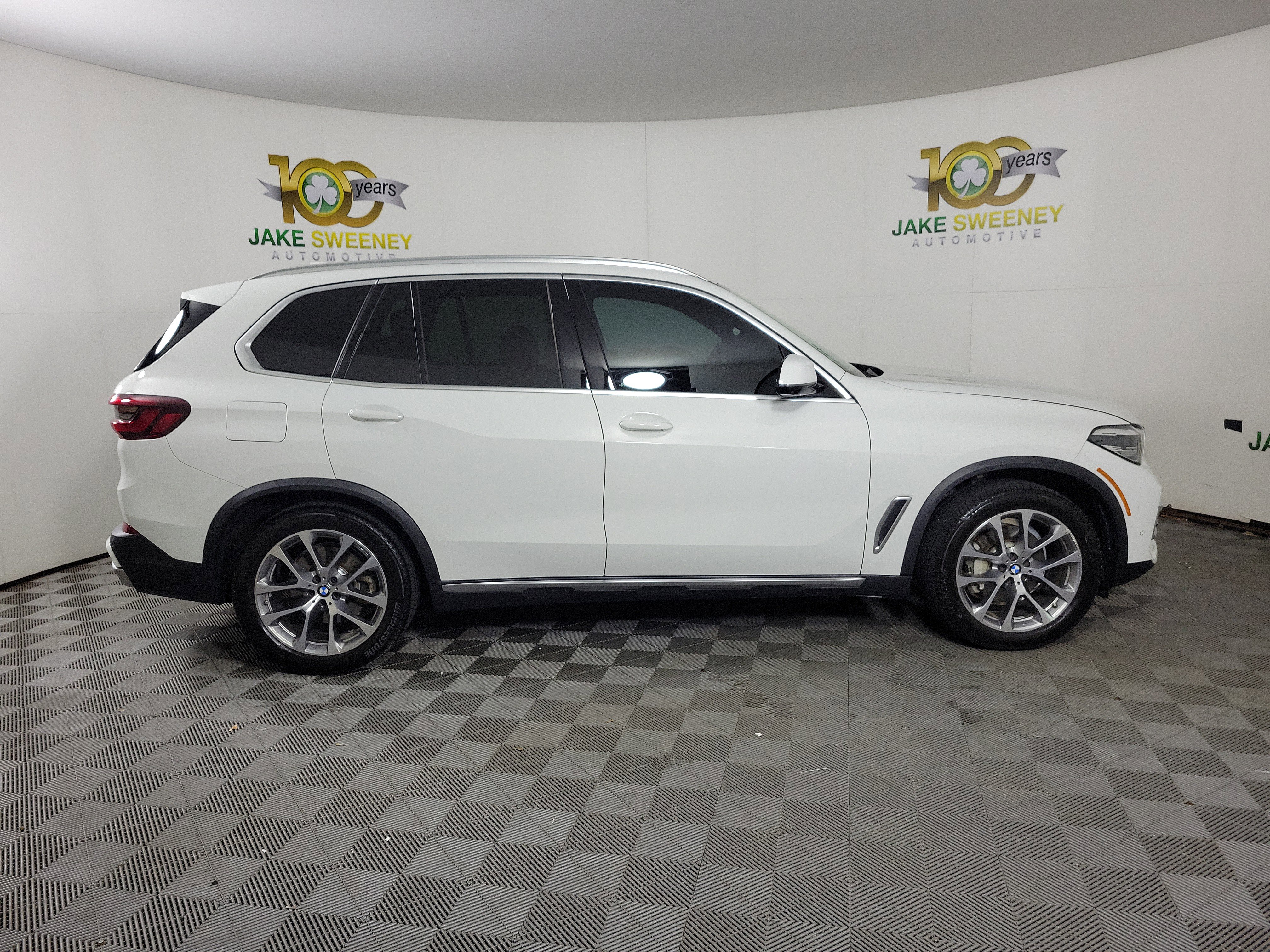 Certified 2023 BMW X5 xDrive40i image 8