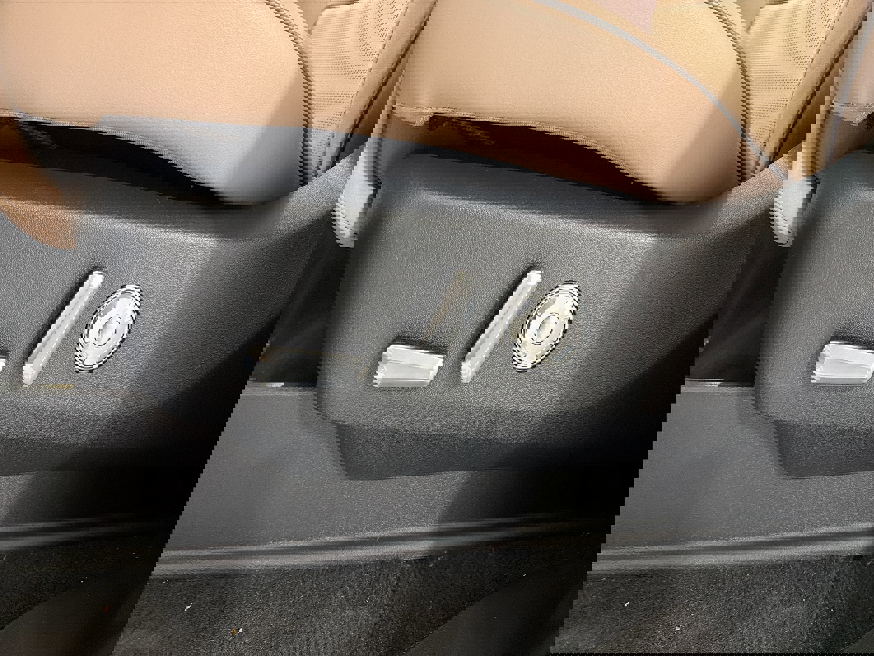 New 2026 Lincoln Navigator Black Label image 11