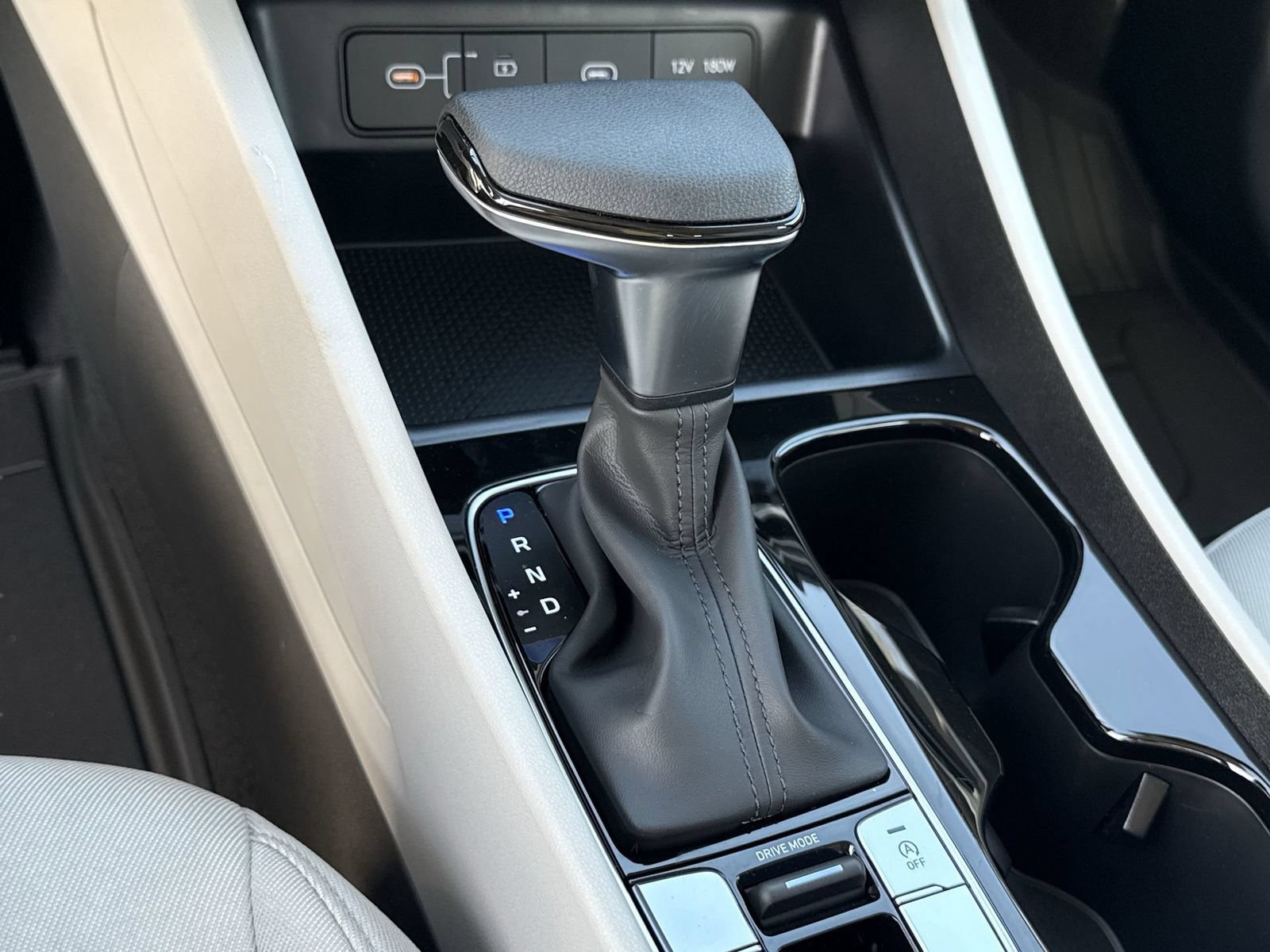 New 2026 Hyundai Tucson SE FWD image 17