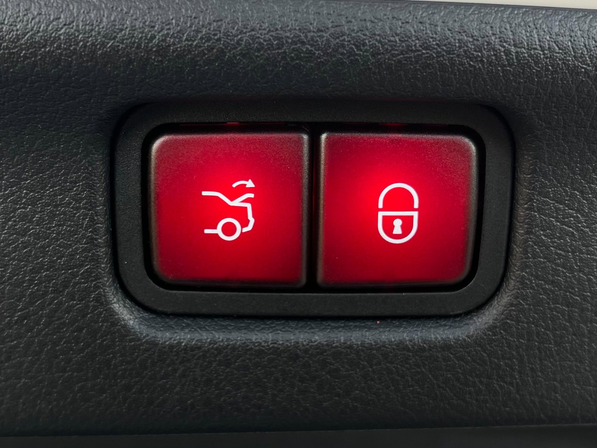 Used 2023 Mercedes-Benz C 43 AMG 4MATIC Sedan image 56