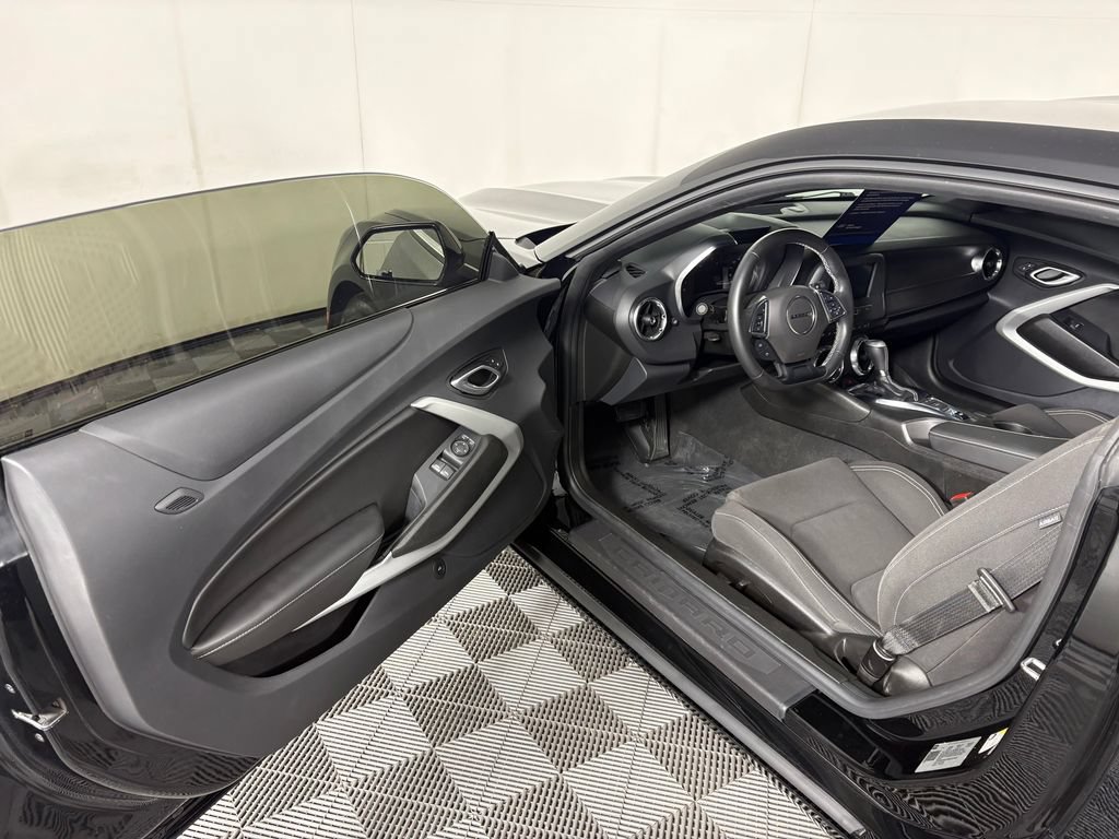 Used 2024 Chevrolet Camaro LT RWD image 12