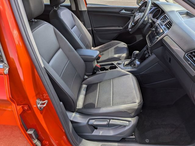 Used 2019 Volkswagen Tiguan SE w/ Panoramic Sunroof Package AWD/4WD image 27