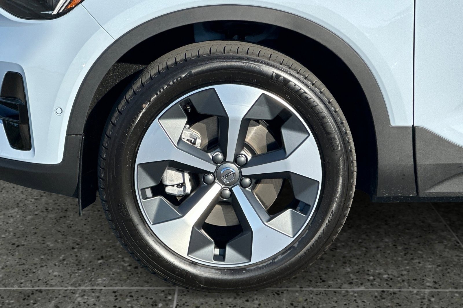 New 2026 Volvo XC40 B5 Plus w/ Protection Package Premier image 11
