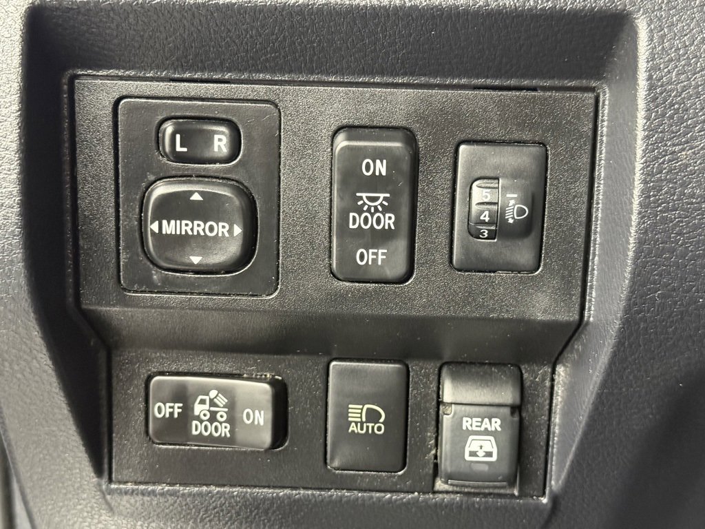 Used 2020 Toyota Tundra SR5 w/ SR5 Upgrade Package image 22