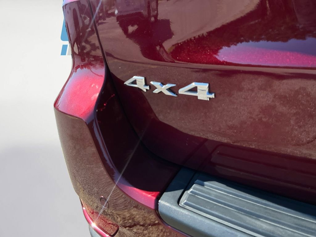 Used 2018 Jeep Grand Cherokee Laredo image 23