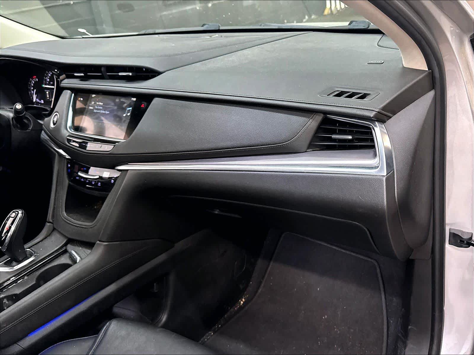 Used 2018 Cadillac XT5 Premium Luxury FWD image 18