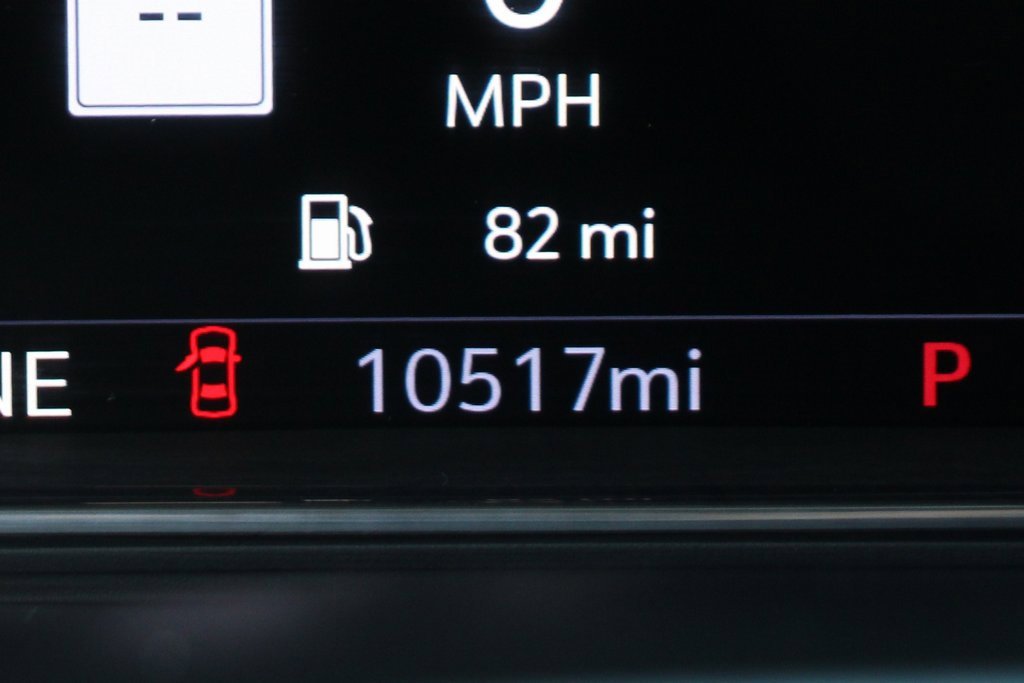 Used 2023 GMC Sierra 3500 Denali w/ Denali Ultimate Package image 24