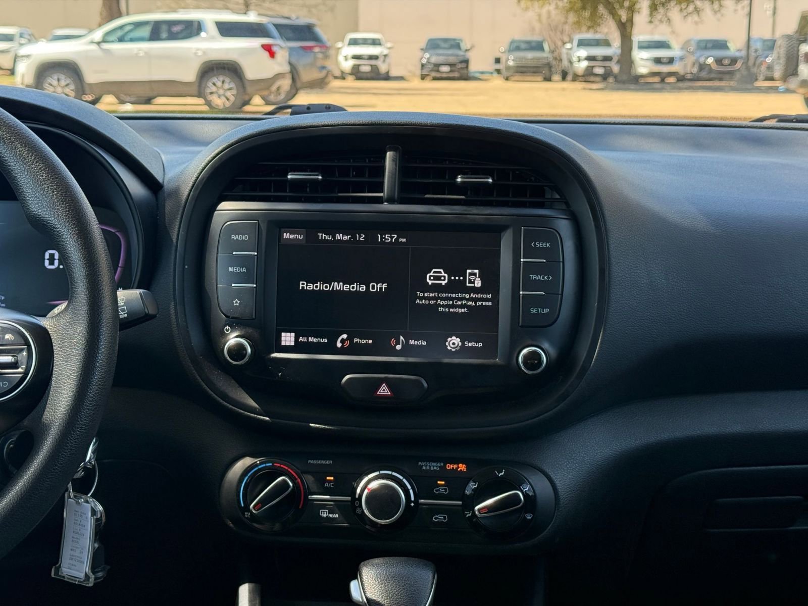 Used 2024 Kia Soul LX w/ Option Group 015 image 17