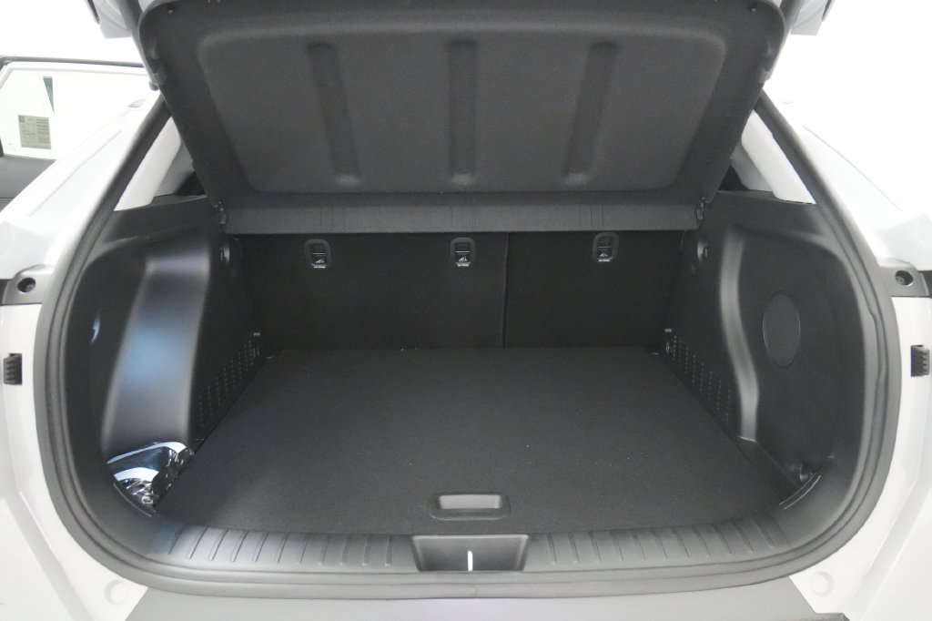 New 2026 Hyundai Kona Limited FWD image 20