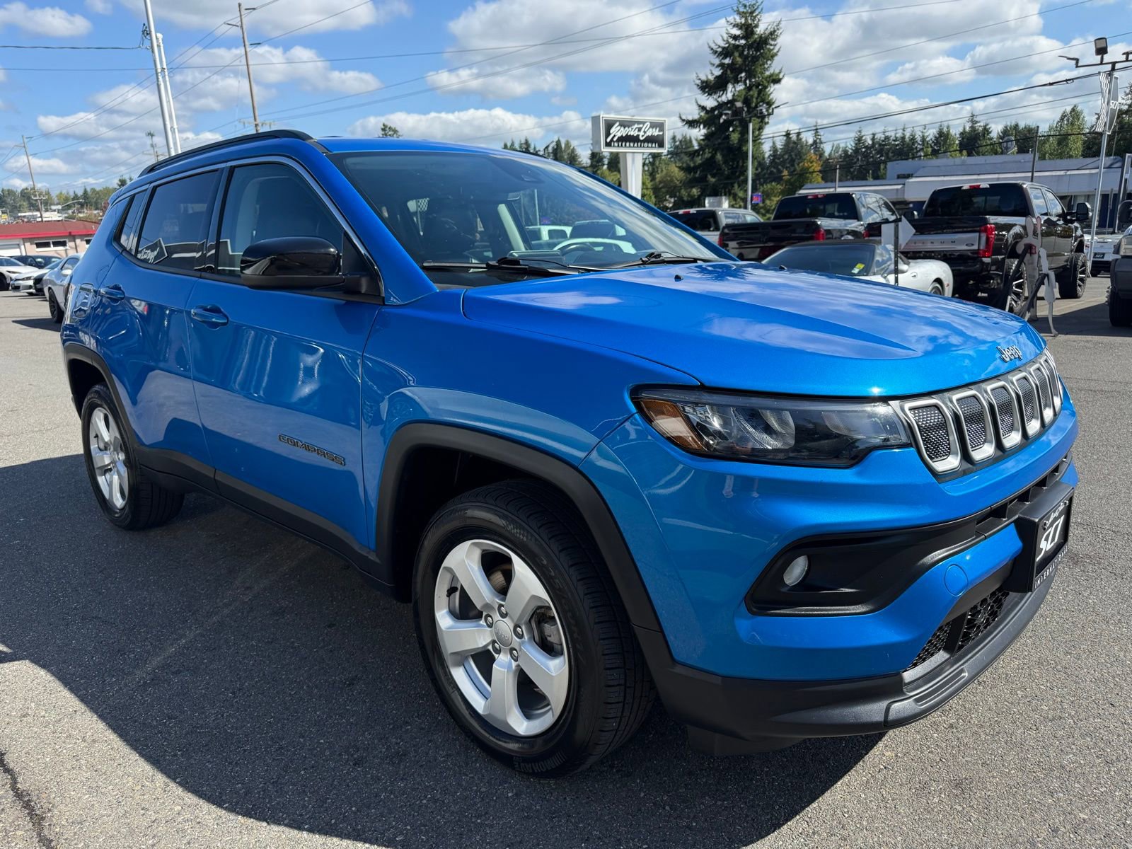 Used 2022 Jeep Compass Latitude w/ Convenience Group image 2