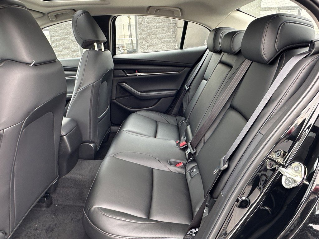 New 2026 MAZDA MAZDA3 2.5 S Sedan w/ Preferred Pkg image 7