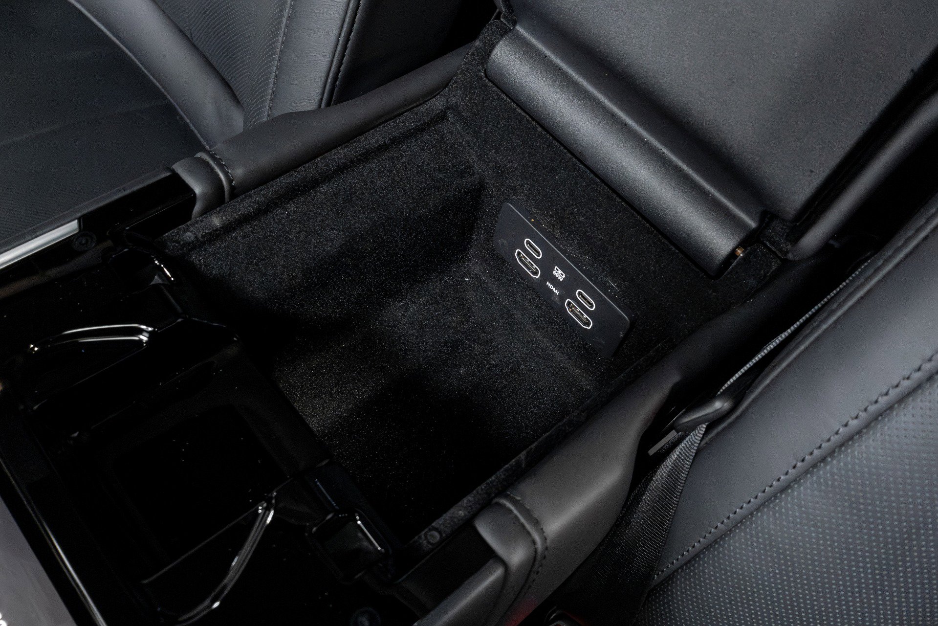 Used 2023 Land Rover Range Rover Autobiography image 24