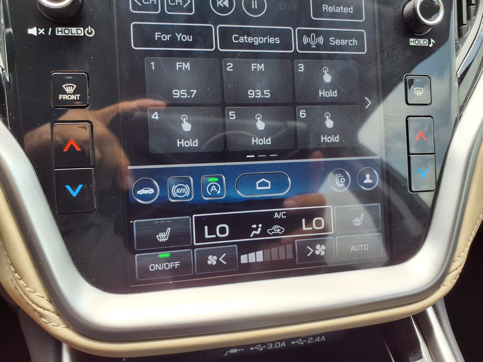 Certified 2025 Subaru Outback Premium w/ Popular Package #1A AWD/4WD image 7