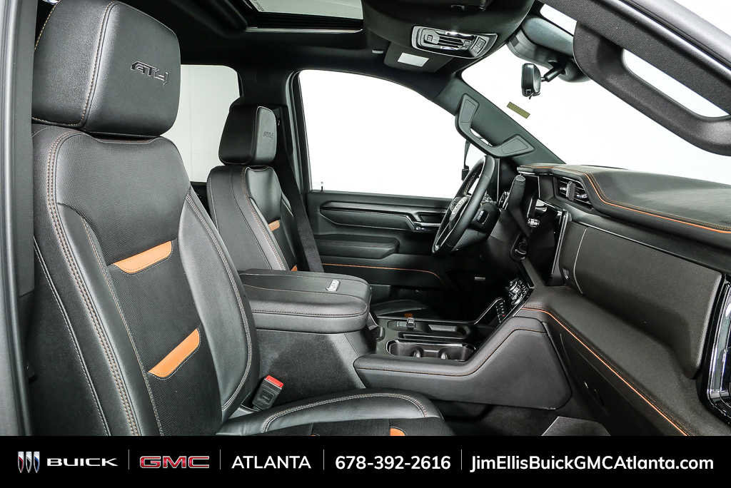 Used 2025 GMC Sierra 2500 AT4 w/ AT4 Premium Plus Package AWD/4WD image 23