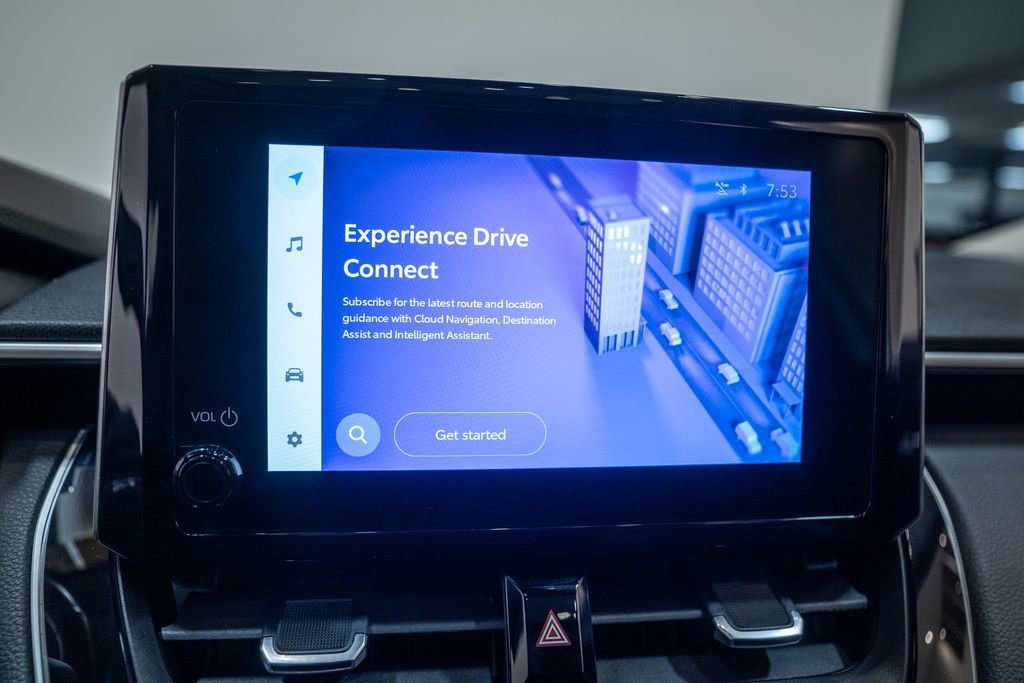 Used 2023 Toyota Corolla Cross XLE w/ Convenience Package image 23