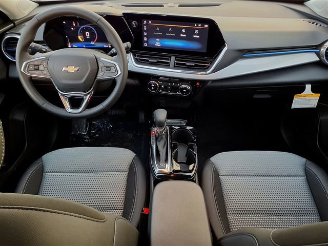 New 2026 Chevrolet Trax LT w/ LT Convenience Package FWD image 12