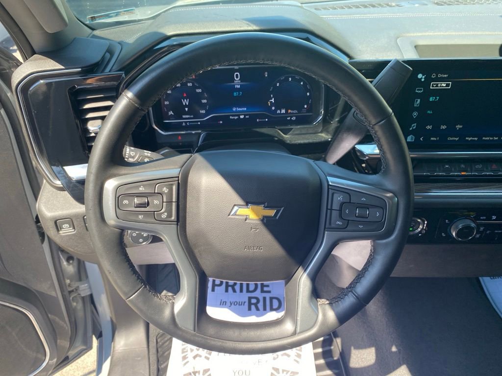Used 2024 Chevrolet Silverado 1500 LT AWD/4WD image 21