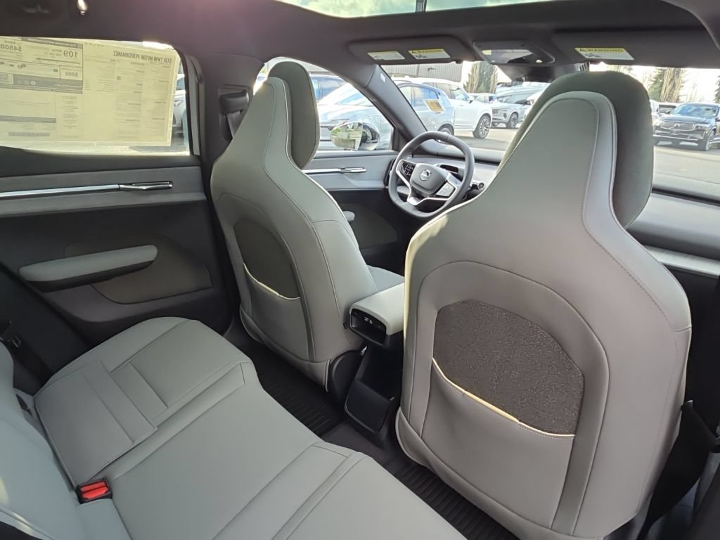 New 2026 Volvo EX30 Plus w/ Protection Package Premier AWD/4WD image 8