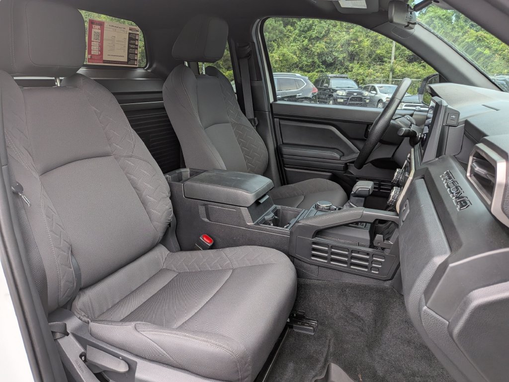 Used 2025 Toyota Tacoma SR w/ Towing Package AWD/4WD image 26