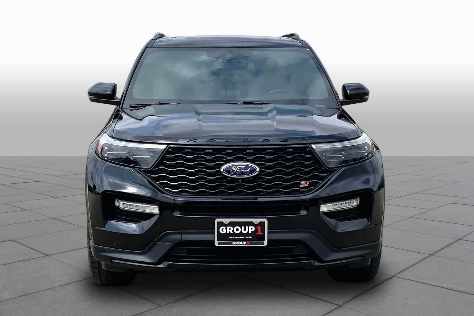 Used 2020 Ford Explorer ST w/ ST Street Pack AWD/4WD image 4