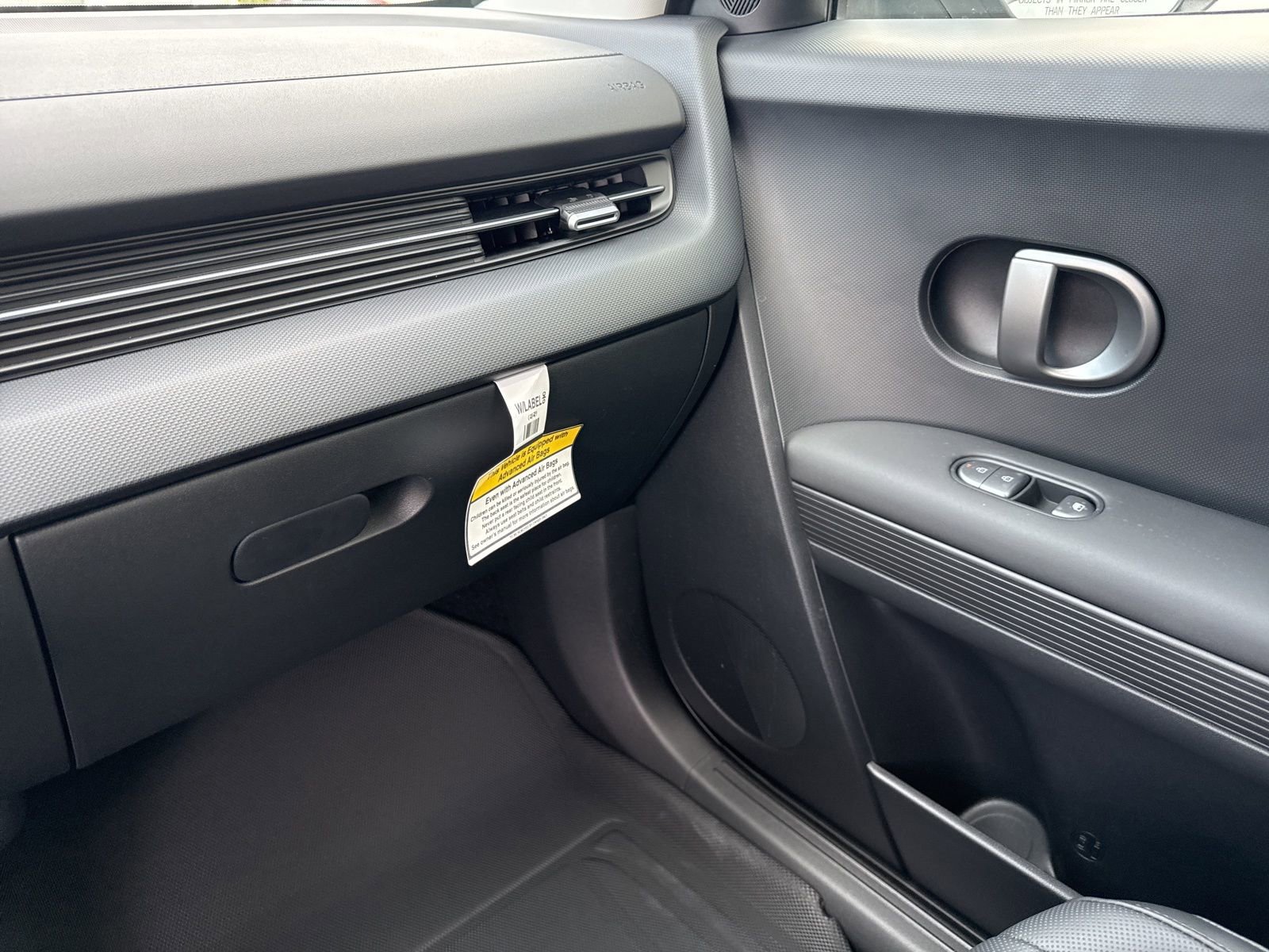 Used 2026 Hyundai Ioniq 5 SEL image 28