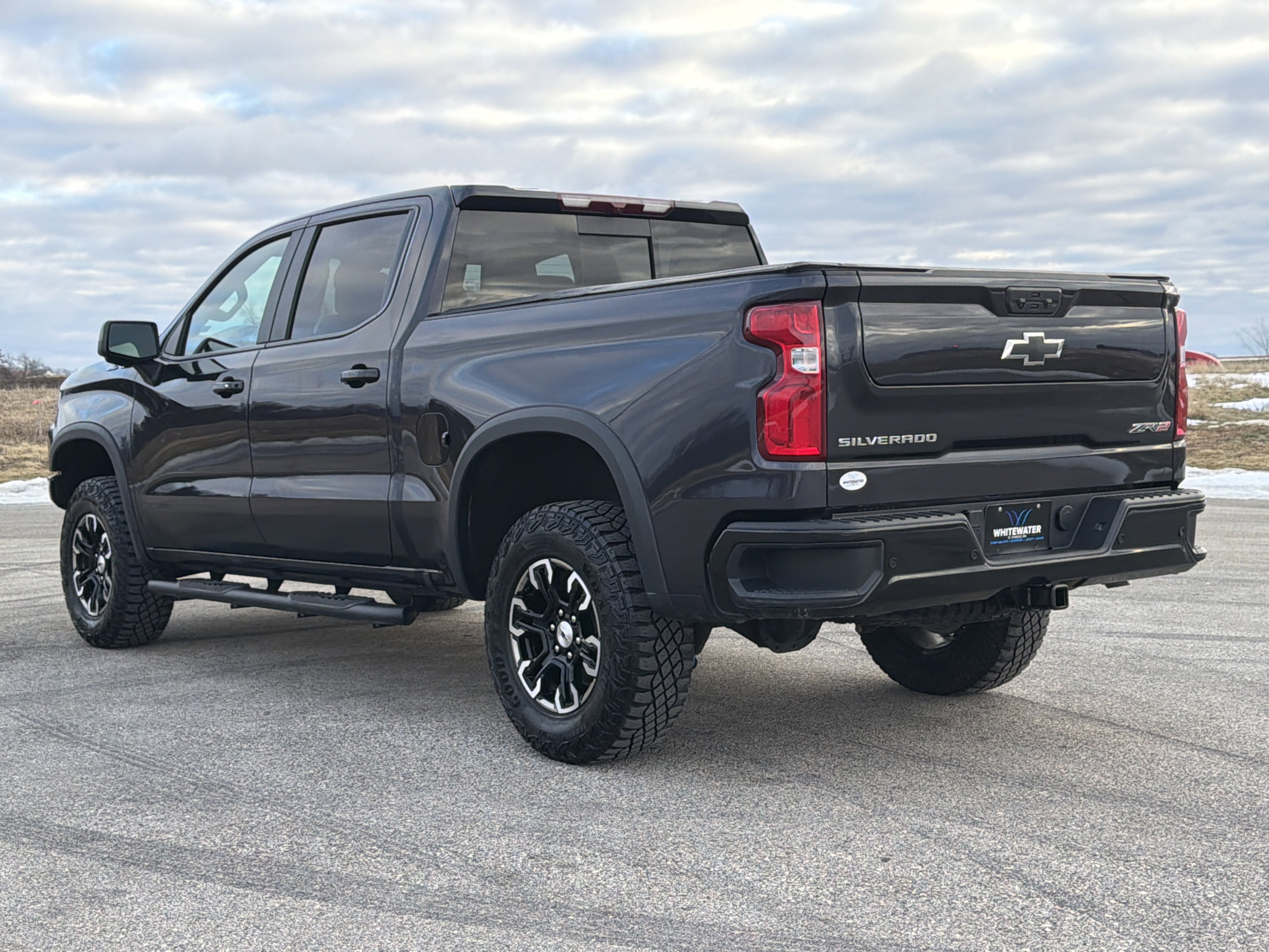 Used 2024 Chevrolet Silverado 1500 ZR2 image 5