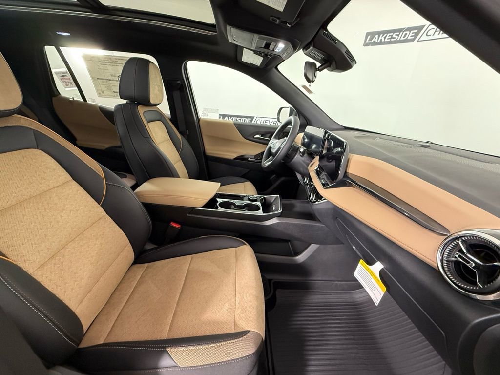 New 2026 Chevrolet Equinox ACTIV w/ LPO, Floor Liner Package image 18