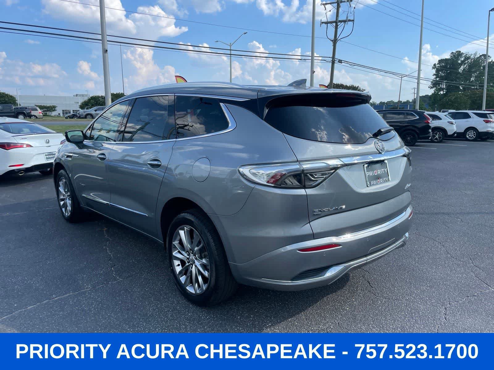 Used 2023 Buick Enclave Avenir w/ Avenir Technology Package AWD/4WD image 3