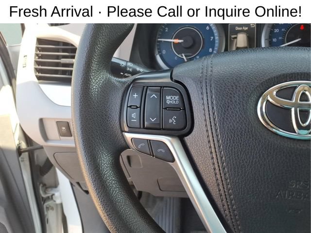 Used 2020 Toyota Sienna L FWD image 16