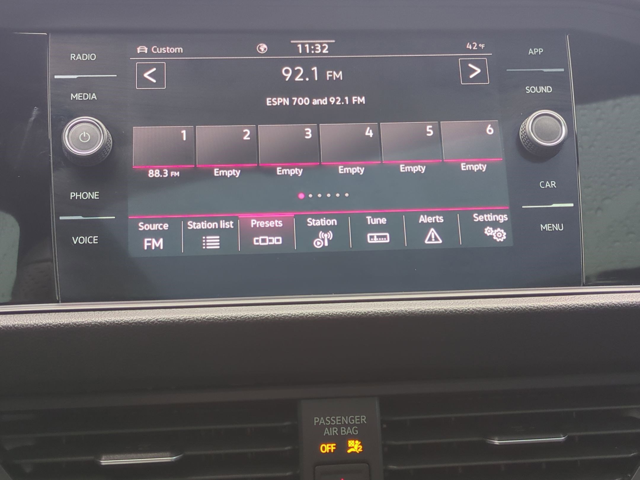 Used 2022 Volkswagen Jetta GLI Autobahn image 25