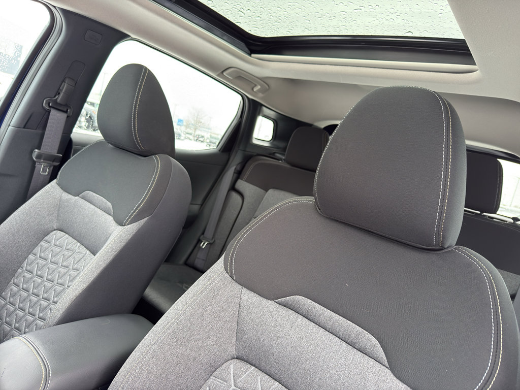 Certified 2025 Nissan Kicks SV w/ SV Premium Package image 25
