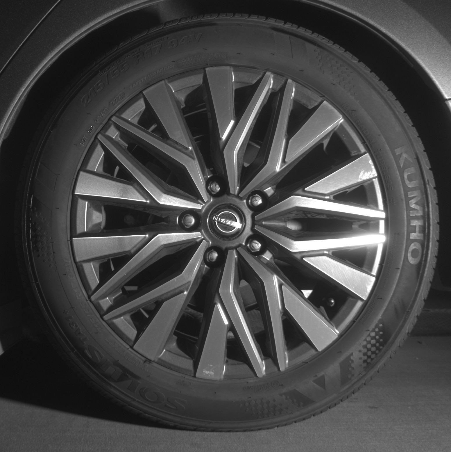 Used 2025 Nissan Altima 2.5 SV FWD image 16