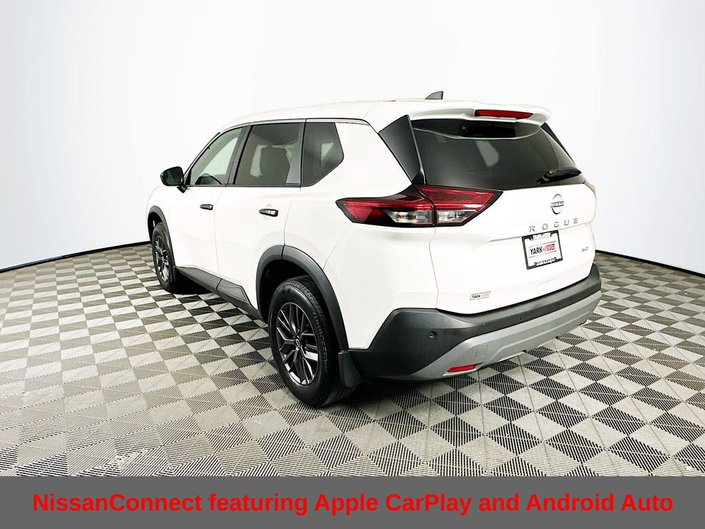 Certified 2023 Nissan Rogue S image 9