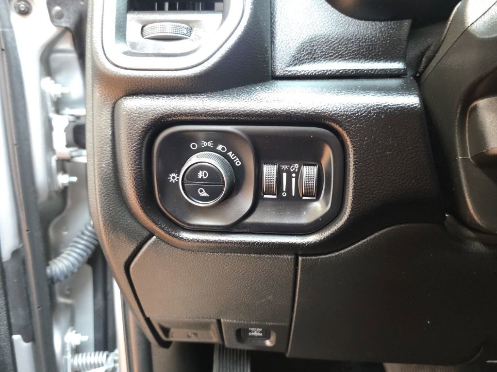 Used 2024 RAM 2500 Laramie image 23