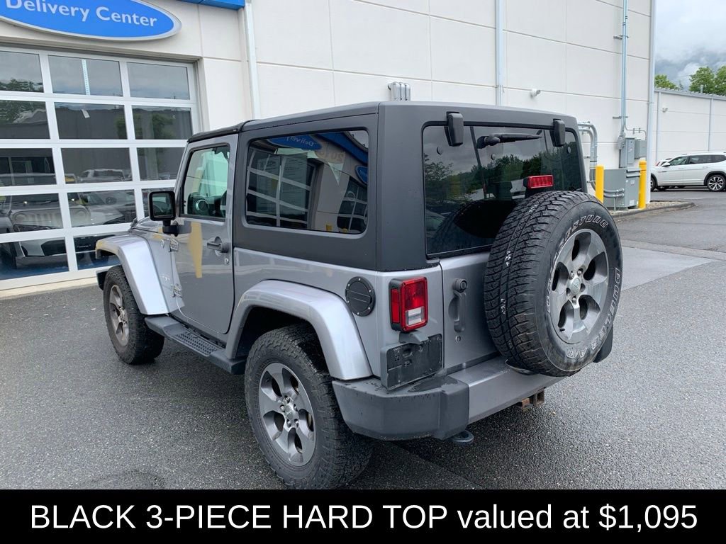 Used 2018 Jeep Wrangler Sahara AWD/4WD image 4