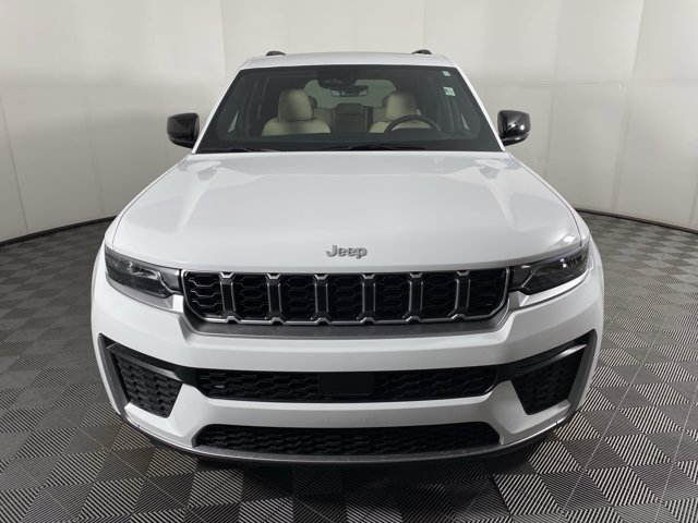 New 2026 Jeep Grand Cherokee Limited AWD/4WD image 13