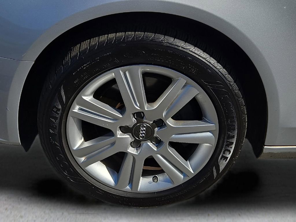 Used 2009 Audi A4 2.0T Premium image 8