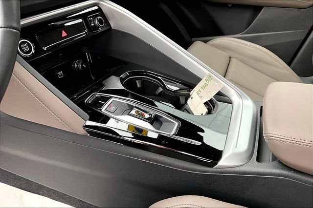 Used 2025 Audi Q5 Premium Plus w/ Premium Plus image 12