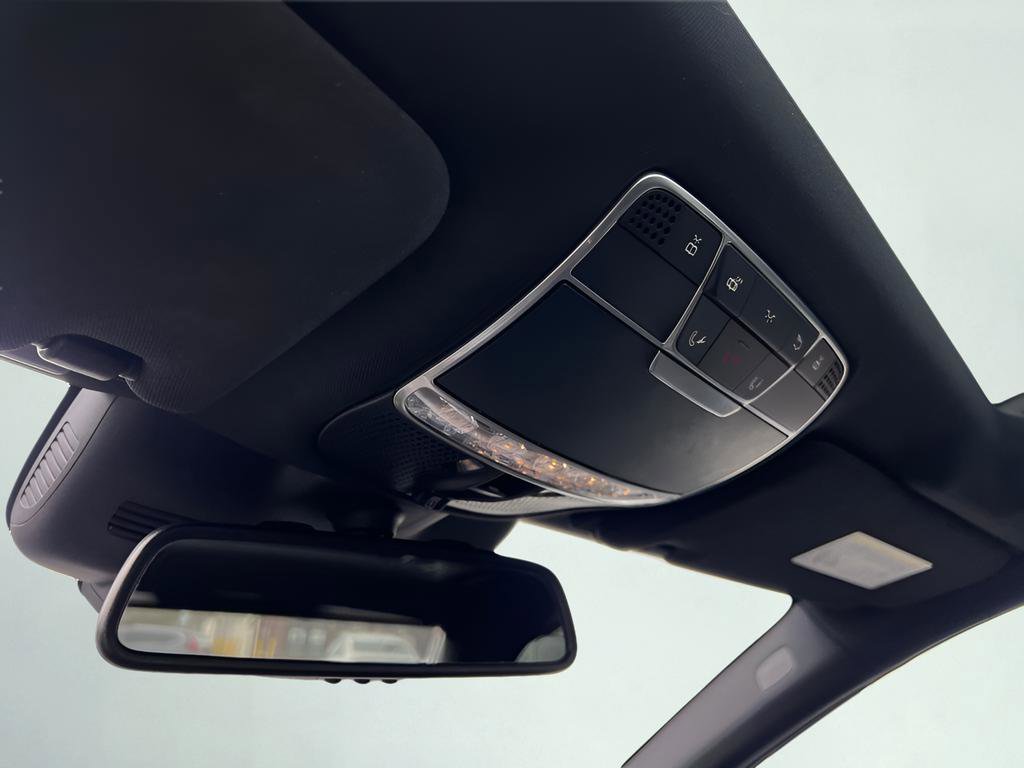 Used 2015 Mercedes-Benz S 550 4MATIC Sedan image 45