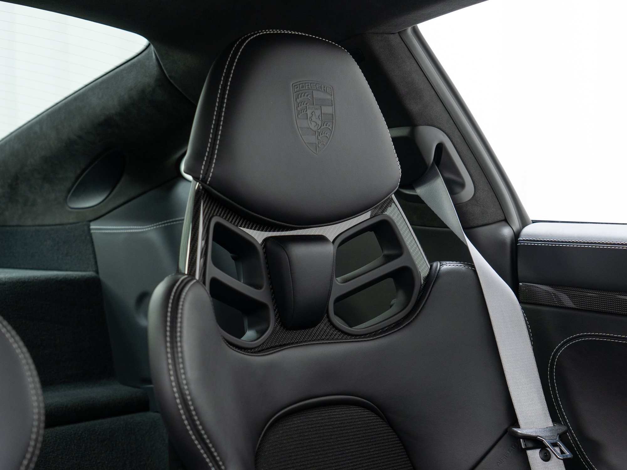 Certified 2018 Porsche 911 GT3 RWD image 38