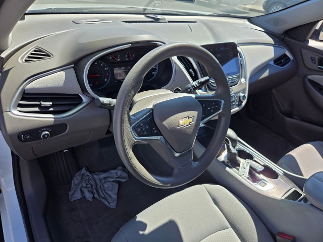 Used 2025 Chevrolet Malibu LT FWD image 8