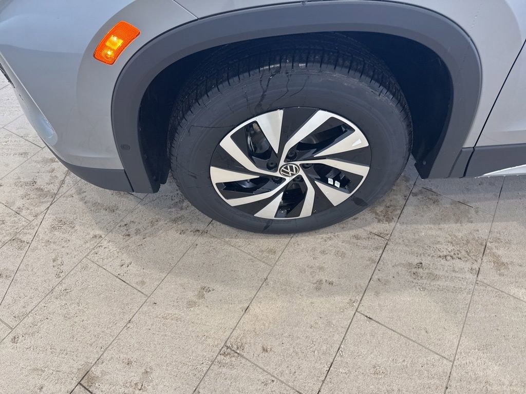New 2026 Volkswagen Tiguan S image 9