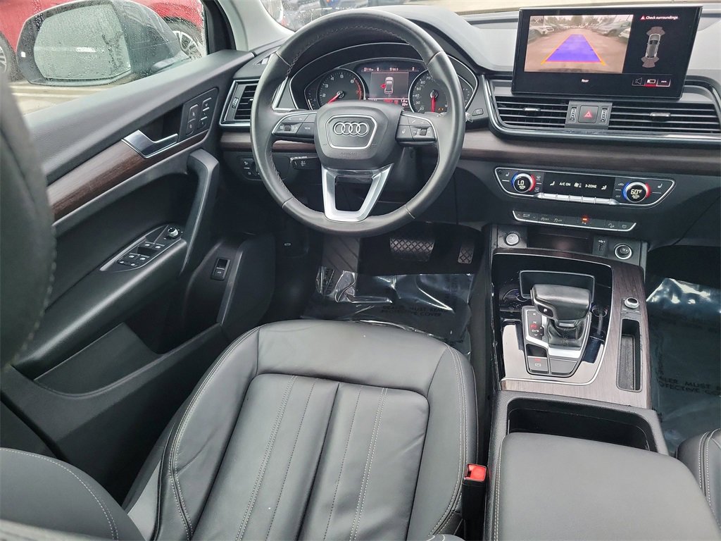 Used 2022 Audi Q5 2.0T Premium w/ Convenience Package image 10