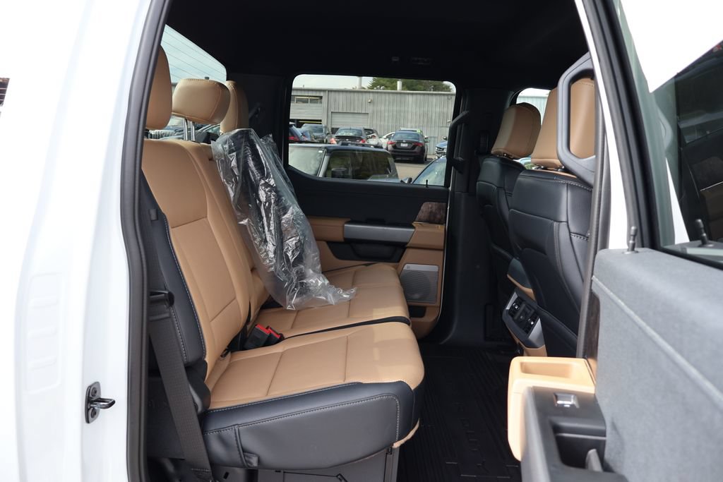 New 2026 Ford F250 4x4 Crew Cab Super Duty image 24