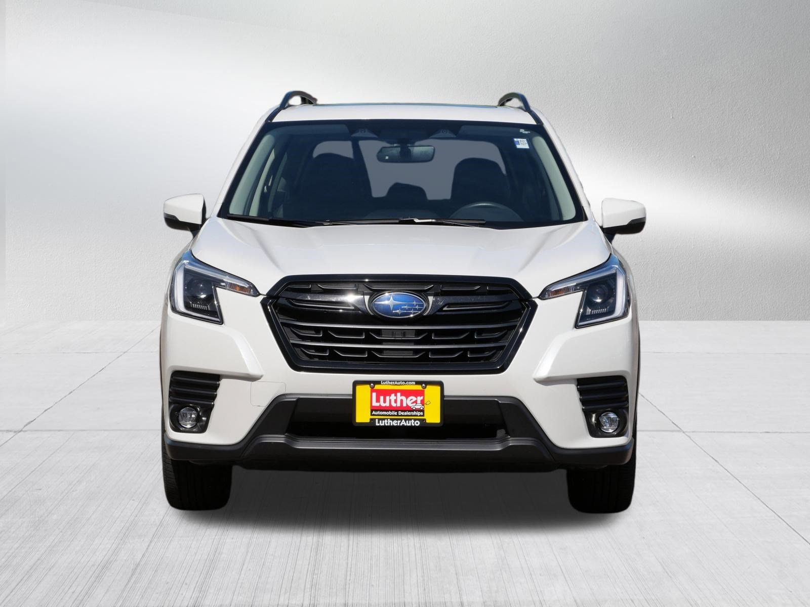 Used 2024 Subaru Forester Limited AWD/4WD image 2